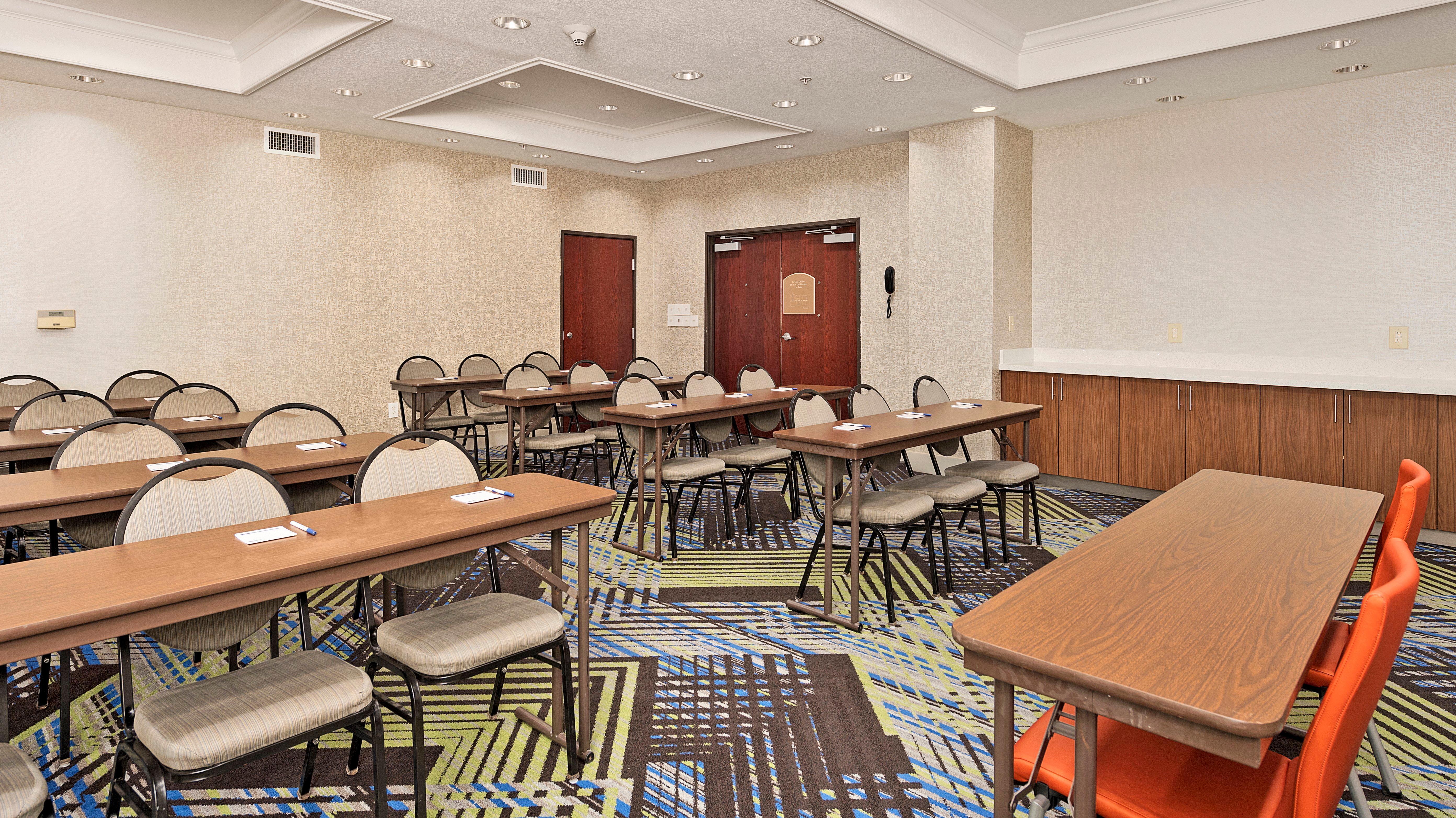 Holiday Inn Express Hotel And Suites Conroe By Ihg Экстерьер фото