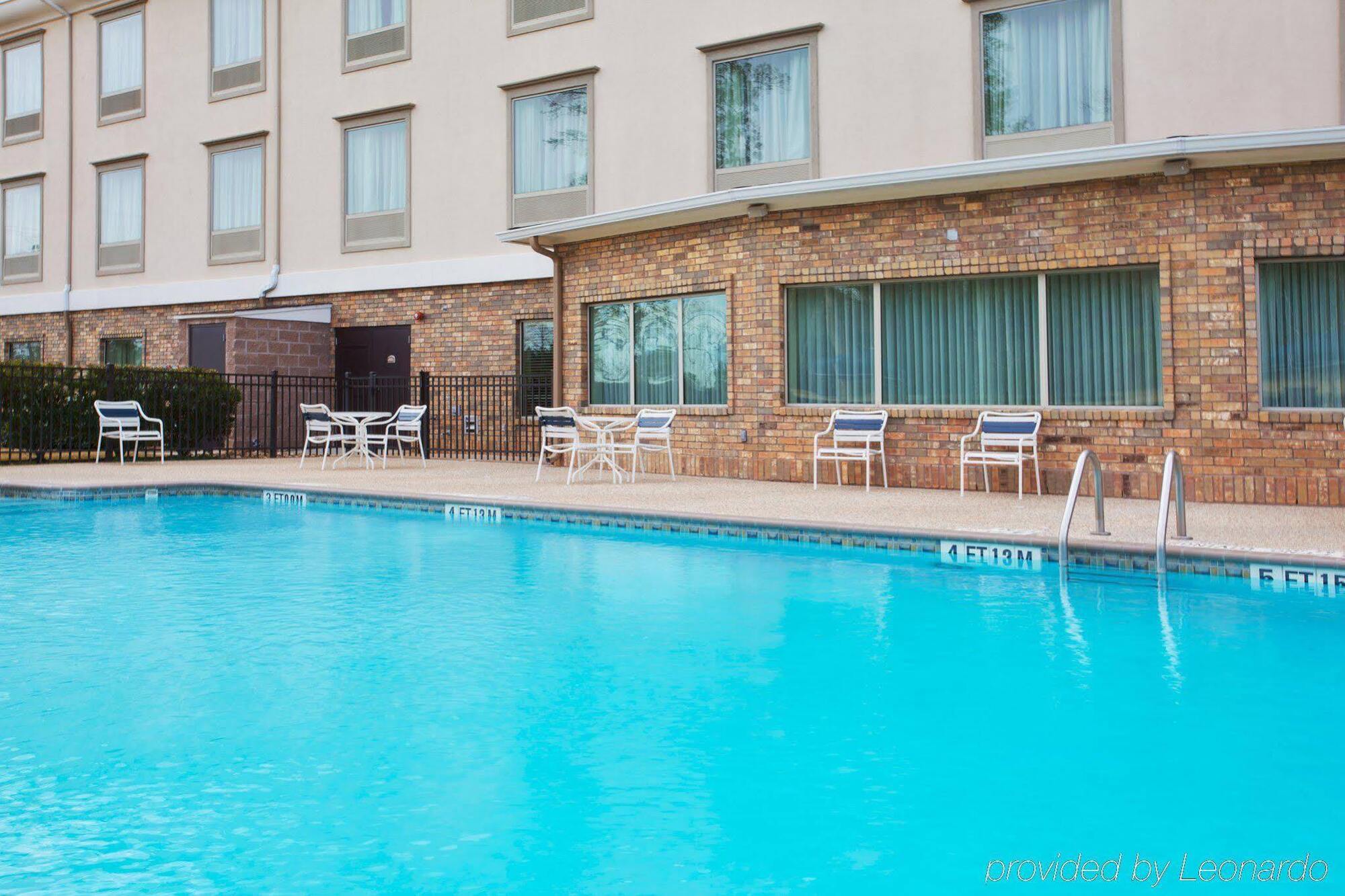 Holiday Inn Express Hotel And Suites Conroe By Ihg Экстерьер фото
